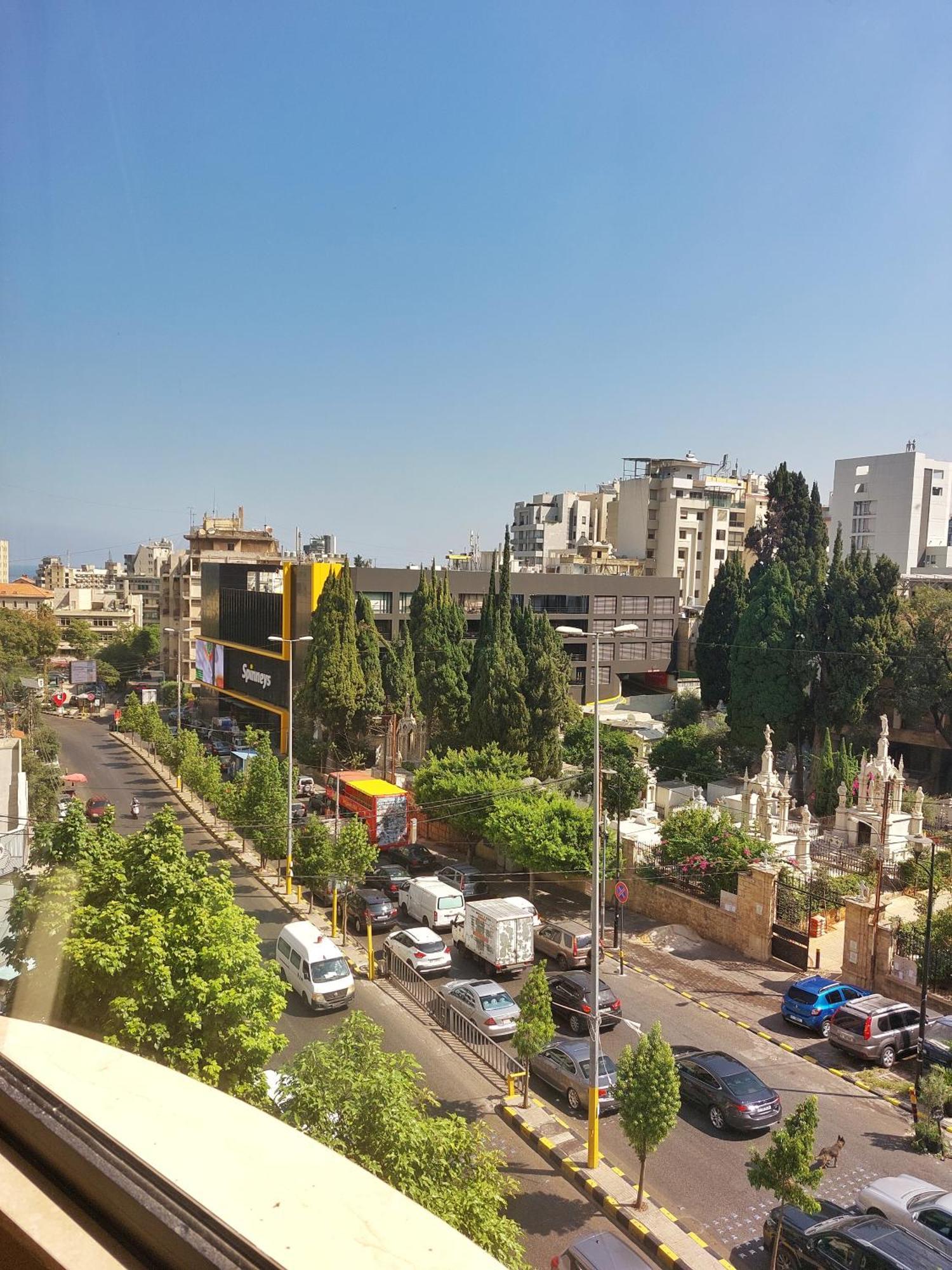 Rita's Sunlit Corner - Near Abc Mall Beirut